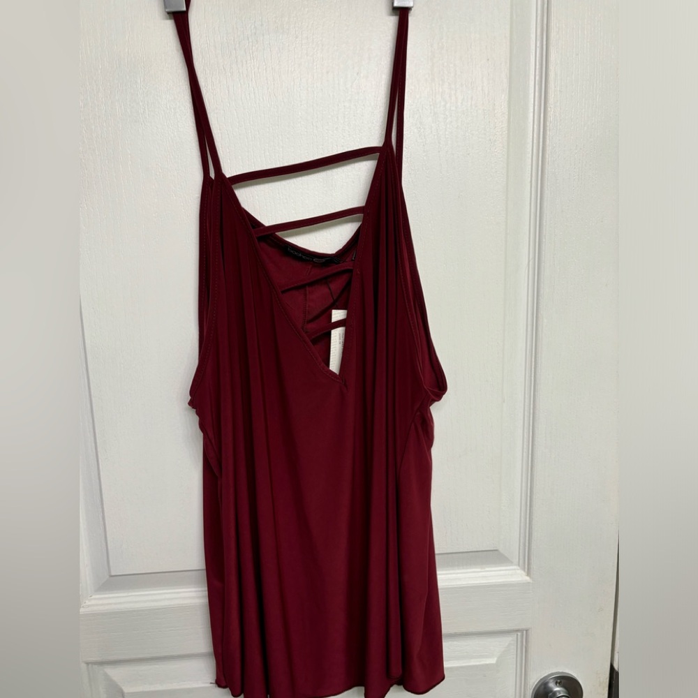 Boohoo Women's Burgundy Plus Frankie Strappy Slinky Swing Vest Size 20.  New!
